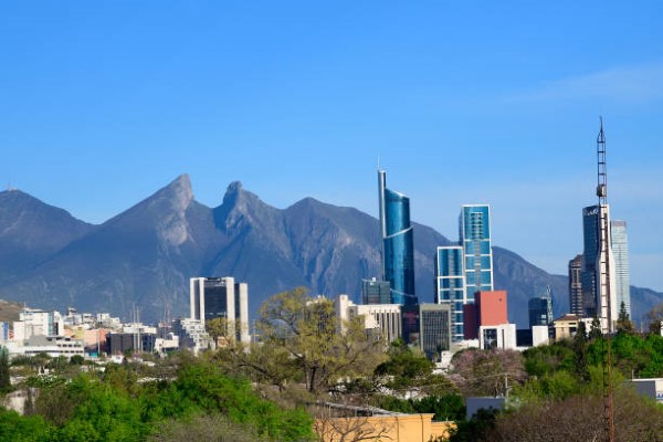 Casas en renta en Monterrey; vista panorámica de la ciudad de Monterrey